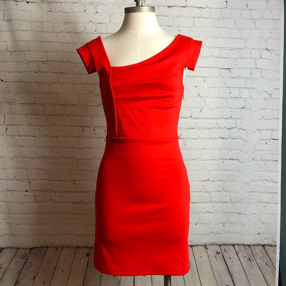 Red Cocktail Dress | Bebe